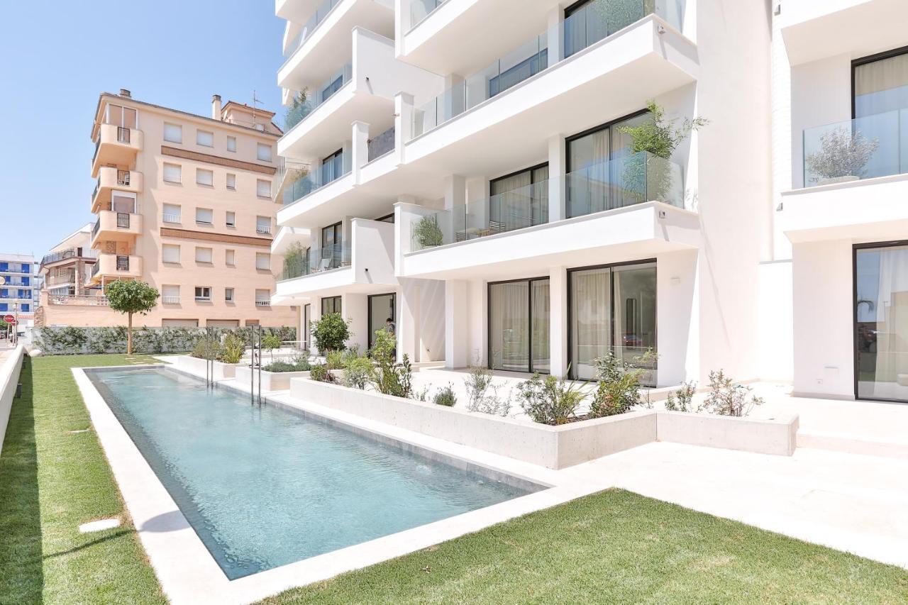 Eco-Apartments La Marineda Roses Exterior photo